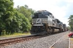 NS 1183 leads a train west on the Lurgan branch